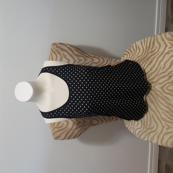 ★ 3 for $10 ★Polka dot tank - Picture 1 of 2